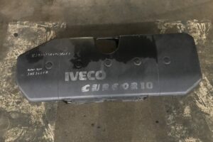 Iveco variklio 3AE3681A variklio dangtis