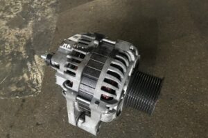 Iveco generatorius DT 7.61502