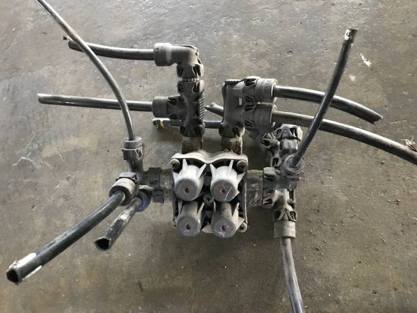 4 way protection valve