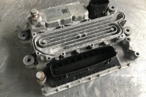 Mercedes-Benz variklio OM936LA.6-10-00 valdymo blokas