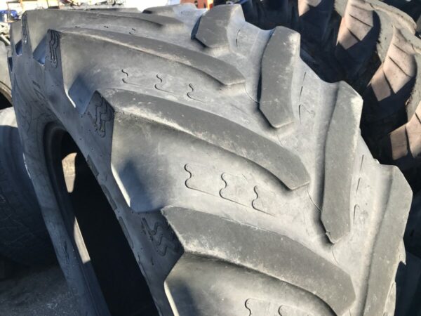 Tires Michelin 600/65R38