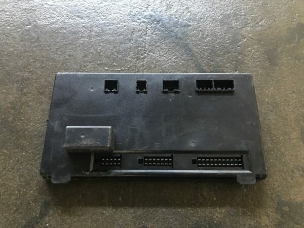 Iveco fuse module - Image 2