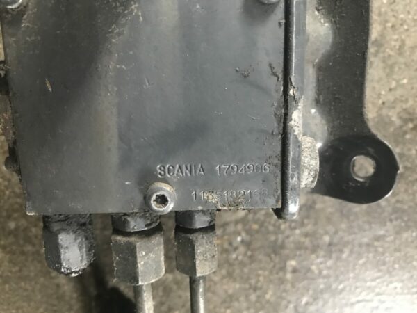 Scania cabin tilt pump - Image 2