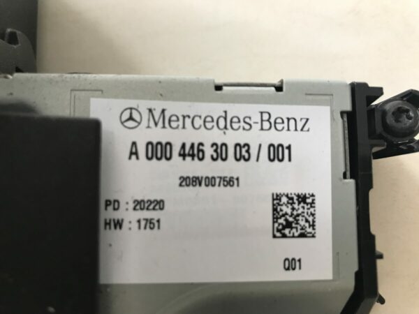 Mercedes-Benz dashboard (LCD) - Image 3