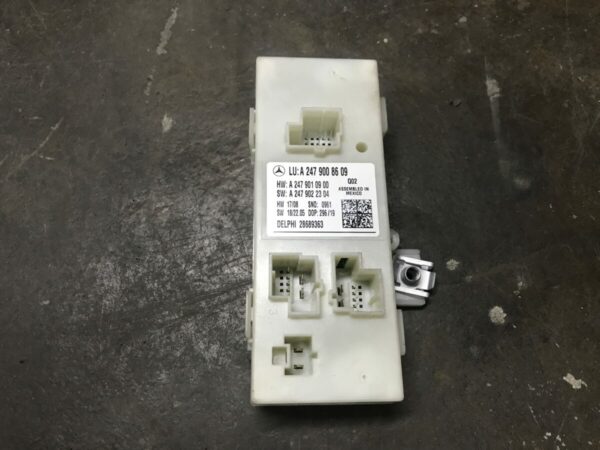 Mercedes-Benz tailgate control unit