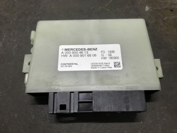 Mercedes-Benz AdBlue control unit