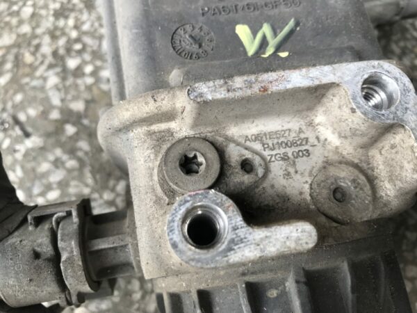 Mercedes-Benz AdBlue pump - Image 2