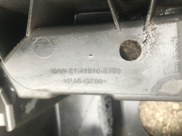MAN TGX Euro6 headlight housing - Image 2