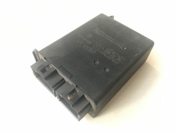 Mercedes-Benz door lock control unit