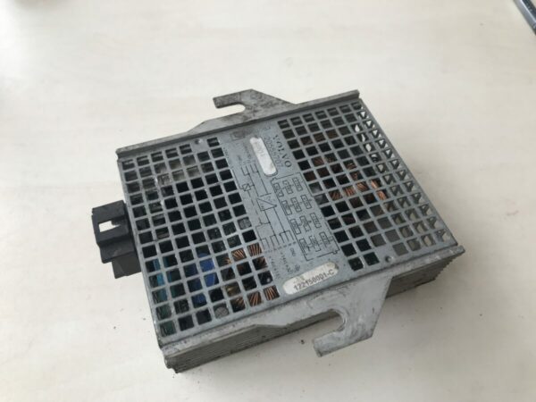 Volvo power converter
