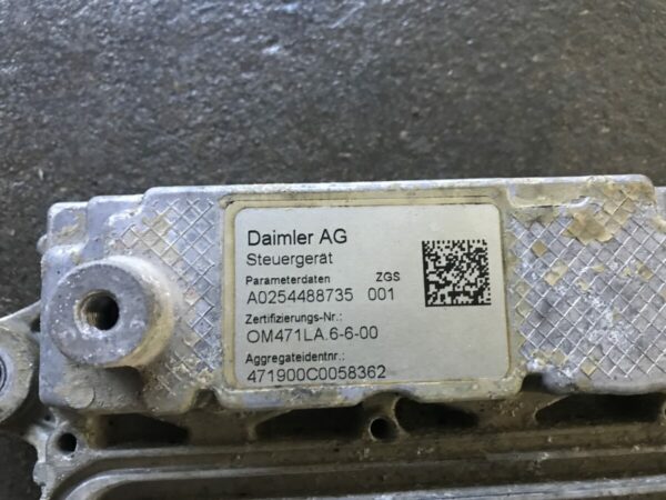Mercedes-Benz engine OM471LA.6-6 control unit - Image 2