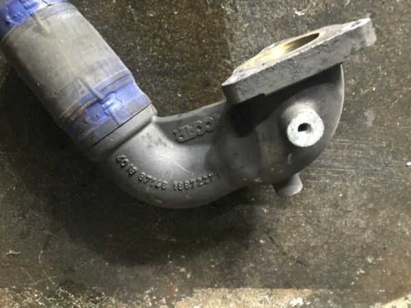 DAF coolant pipe - Image 2