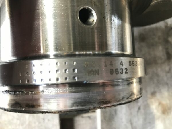 MAN engine D2676 LF26 crankshaft - Image 2