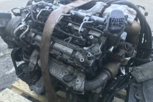 Mercedes-Benz S350 engine OM642.861 for parts