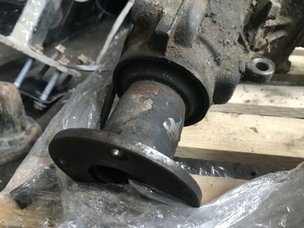 Toyota Land Cruiser front differential - Image 5