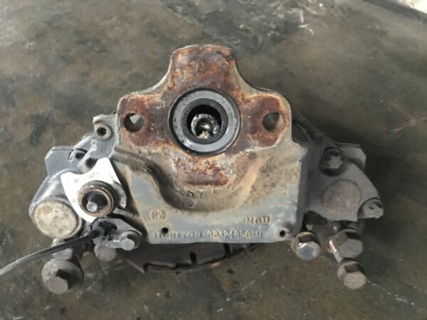 Renault brake caliper - Image 2