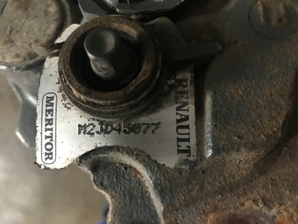 Renault brake caliper - Image 2