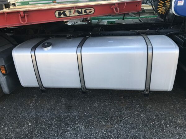 Iveco fuel tank 800L