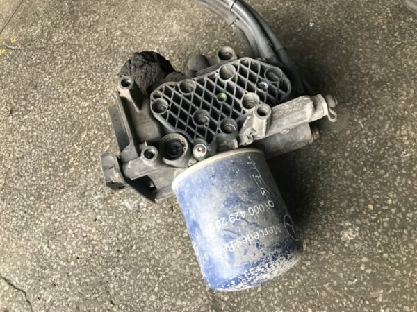 Mercedes-Benz air dryer - Image 2