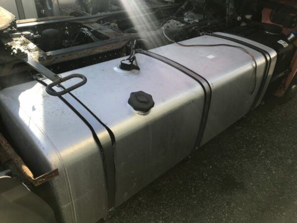 Iveco fuel tank 760L