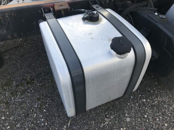 Mercedes-Benz fuel tank 200L