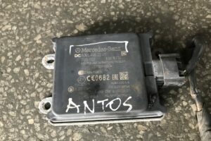 Mercedes-Benz radar sensor ARS 4-A