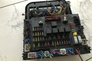Mercedes-Benz Single SAM module (fuse box)