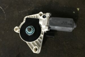 Mercedes-Benz window lift motor