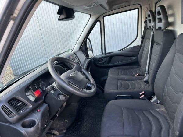 Iveco Daily - Image 10