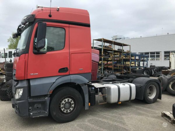 Mercedes-Benz Actros Euro-6 - Image 2