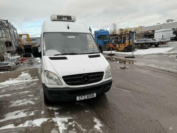 Mercedes-Benz Sprinter - Image 2