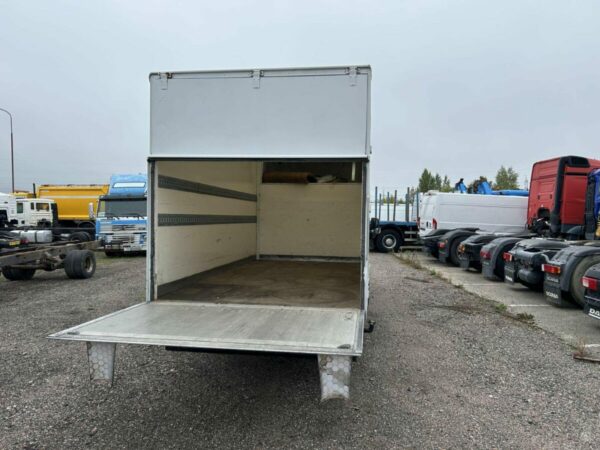 Mercedes-Benz Sprinter - Image 5
