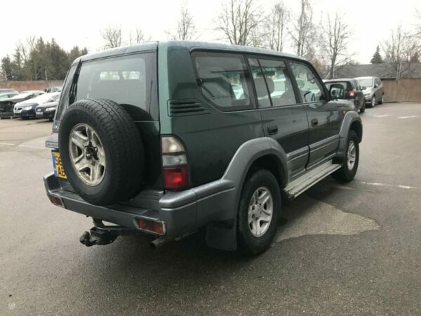 Toyota Land Cruiser Prado - Image 4