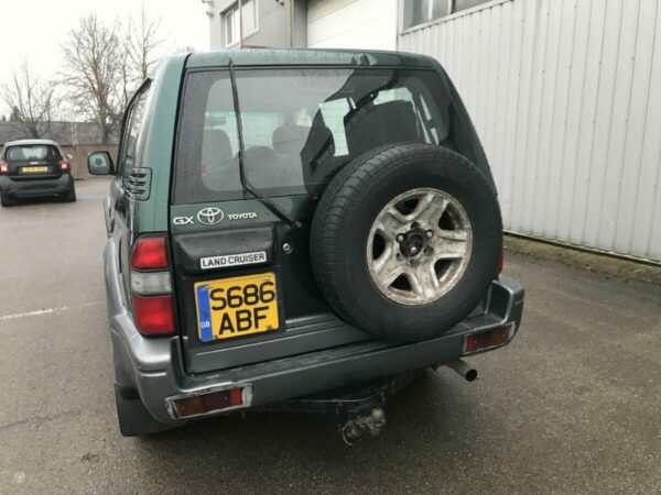 Toyota Land Cruiser Prado - Image 8
